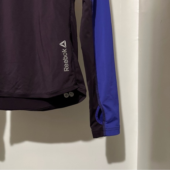 Women’s Reebok size small two tone purple reflective workout long sleeve - Picture 2 of 6